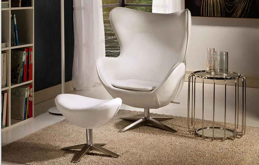 Кресло Egg chair с подставкой для ног